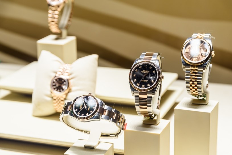 Luksusowe zegarki nie muszą być praktyczne. Wystarczy, że są po prostu drogie. /123RF/PICSEL /123RF/PICSEL