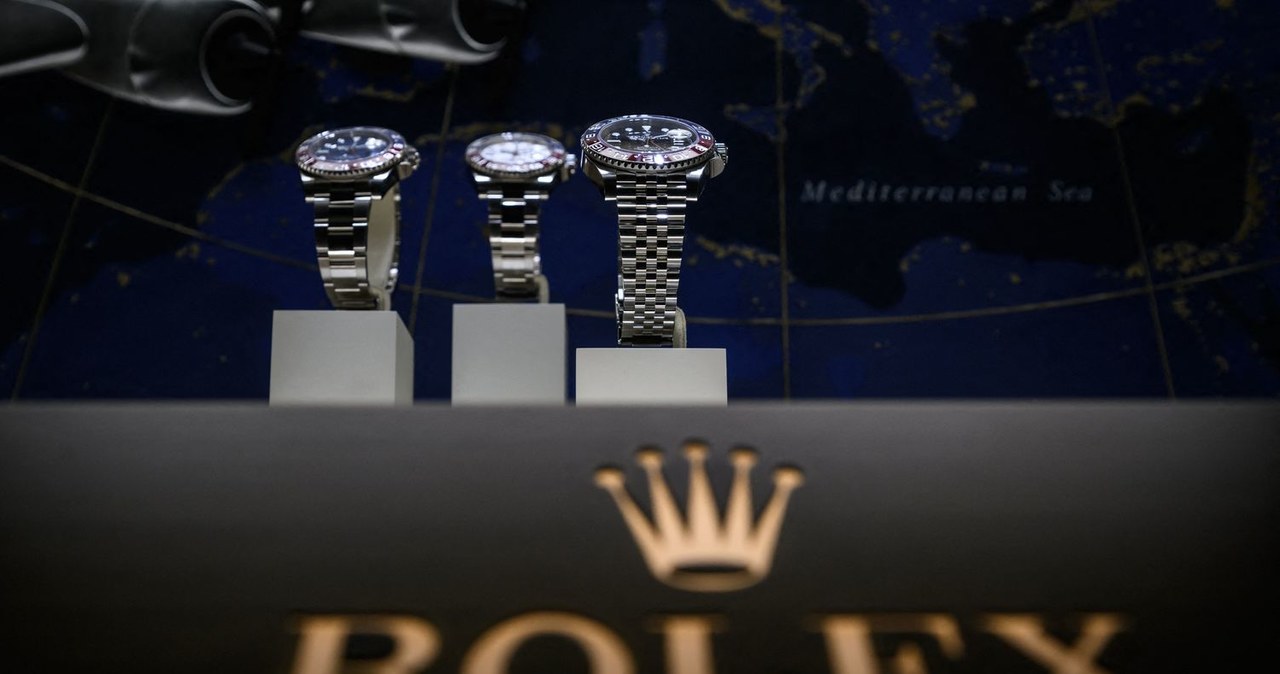 Luksusowe zegarki są ciekawym barometrem /AFP