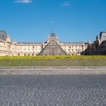 Luwr podnosi ceny biletów dla turystów spoza Europy