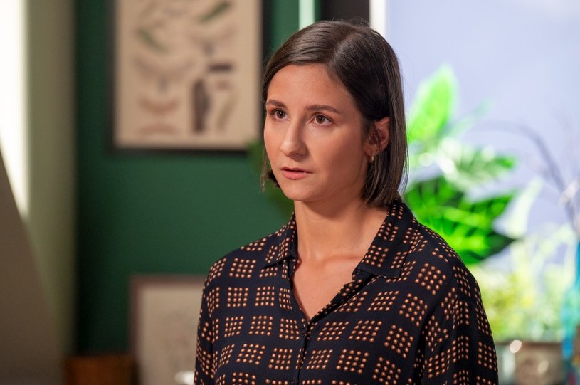 "M jak miłość": dopadnie biedną Agnes. Całe szczęście nie będzie sama