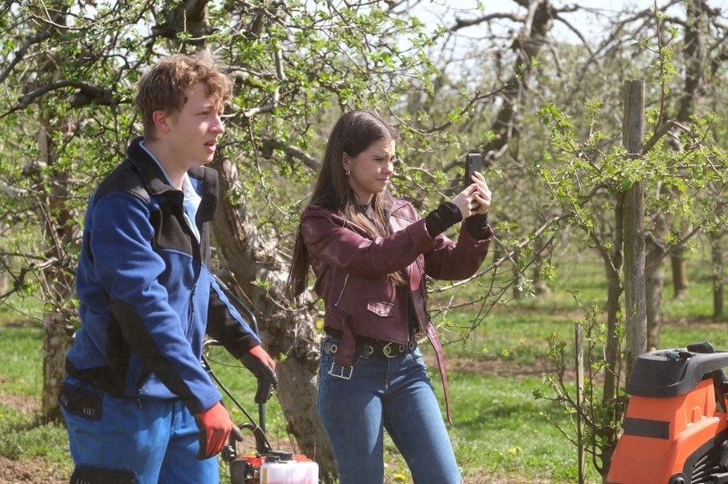 "M jak miłość": Młoda Rogowska w niebezpieczeństwie! Chłopak zaatakuje parę zakochanych