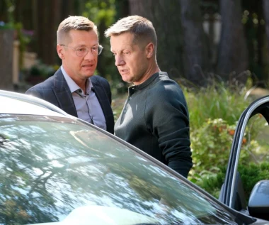 "M jak miłość", odcinek 1908. Wzruszające pożegnanie. Braterska rozmowa, która chwyta za serce