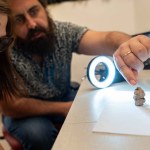 rzeźba Ma 12 tys. lat. To najstarsza scena człowieka ze zwierzęciem