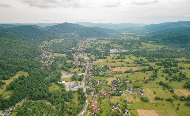 Ma 18 km długości i jest większa niż Watykan. To najdłuższa wieś w Polsce