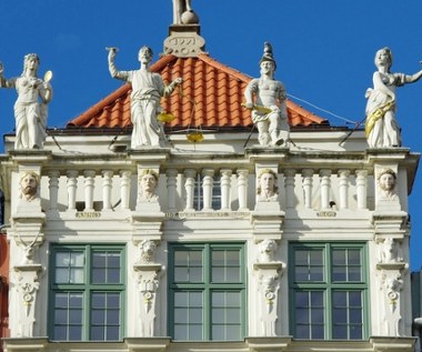 Ma bogatą historię i świetną lokalizację. Złota Kamienica nadal czeka na kupca