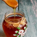 Ma konsystencję galaretki i niesamowitą moc. Polski miód bije na głowę zagraniczne superfoods