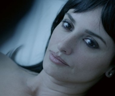 „Ma ma” to debiut producencki Penélope Cruz  – laureatki Oscara za „Vicky Cristina Barcelona” oraz muzy Pedro Almodóvara i Woody’ego Allena. Jak sama podkreśla, w tym filmie kreuje najbardziej złożoną, a zarazem najpiękniejszą rolą w karierze. Za kamerą Julio Medem, specjalizujący się w zmysłowych kobiecych portretach, który określa swoje dzieło jako „hymn na cześć życia, dramat przepełniony światłem i miłością”. „Ma ma” pojawi się w polskich kinach 4 grudnia. 