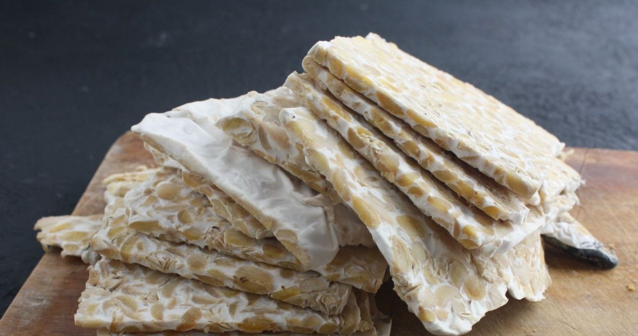 Ma orzechowo-grzybowo smak, jest wyjątkowo sycący i usprawnia pracę jelit /L. Hendralina /Canva Pro