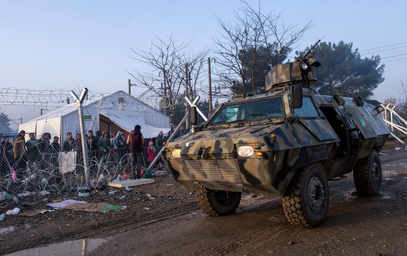Macedonia. Patrol przy granicy z Grecją /PAP/EPA