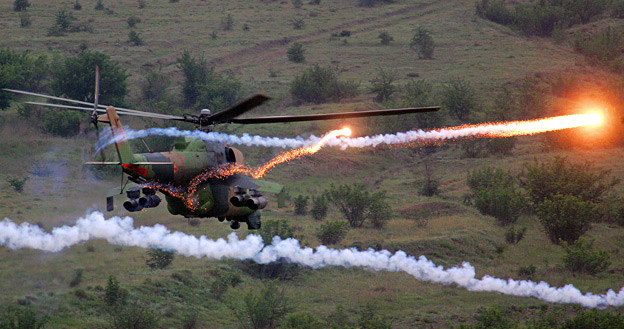 Macedoński Mi-24 /AFP