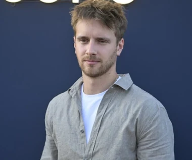 Maciej Musiał teraz wzdycha tylko do niej! Kim jest nowa sympatia aktora?