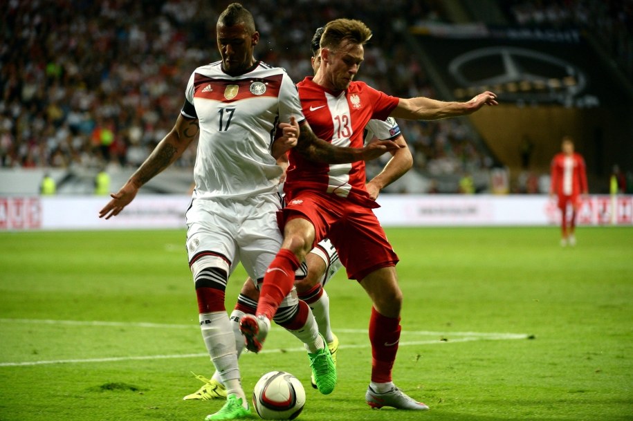 Maciej Rybus i Thomas Mueller podczas meczu Niemcy - Polska /PAP/Bartłomiej Zborowski /PAP