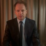 Maciej Stuhr parodiuje Jarosława Kaczyńskiego