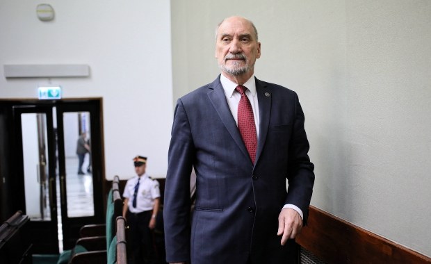 Macierewicz odpowiada na słowa Putina. Pisze o Tusku i katastrofie smoleńskiej