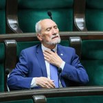 Macierewicz odpowiedział na raport MON. Padły mocne słowa