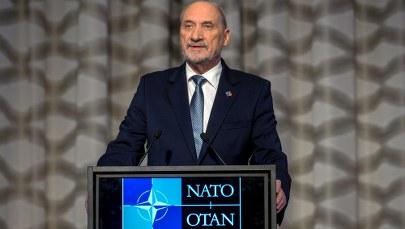Macierewicz: Prowadzimy rozmowy ws. wysłania wojsk do jednego z krajów bałtyckich