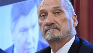 Macierewicz: Rosja otrzyma nowe materiały ws. katastrofy smoleńskiej, jak da nam to, czego chcemy