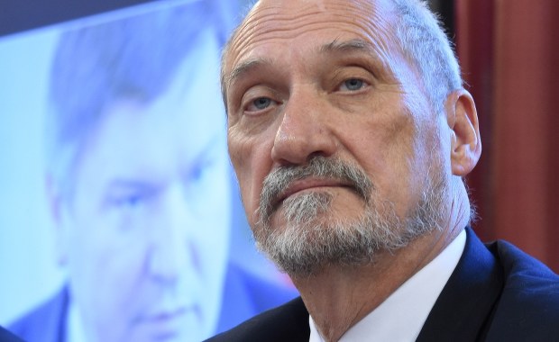 Macierewicz: Rosja otrzyma nowe materiały ws. katastrofy smoleńskiej, jak da nam to, czego chcemy