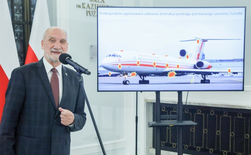Macierewicz z nowymi dowodami na eksplozję Tu-154. "Tylko o nich nie mówią"