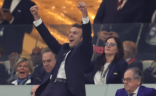 Macron chce zabrać kontuzjowane gwiazdy do samolotu na finał