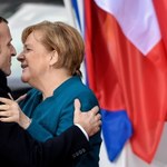 Macron i Merkel wzmacniają współpracę między Francją i Niemcami
