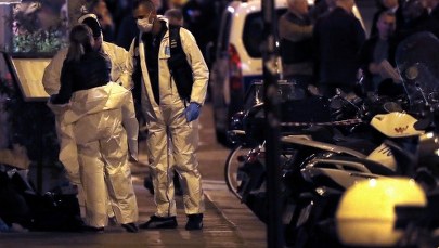 Macron o zamachu w Paryżu: Francja ponownie zapłaciła krwawą cenę