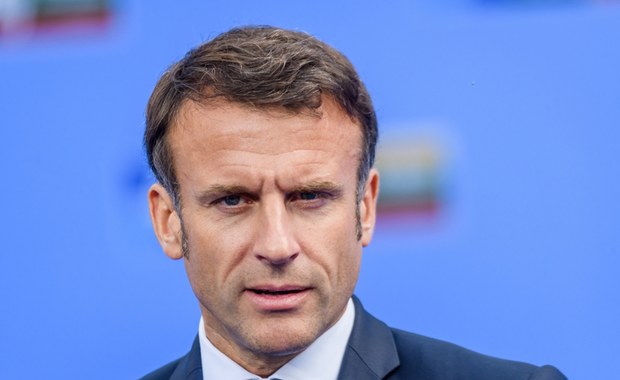 Macron oczekuje upadku rządu? Pałac Elizejski odpowiada