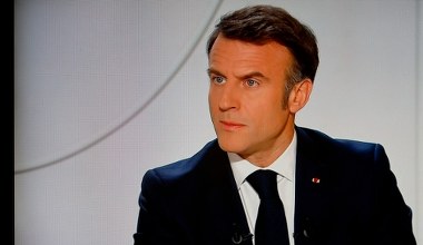 Macron odpowiada Trumpowi w sprawie ceł. "Wszystkie opcje są na stole"