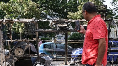 Macron: Rodzina zastrzelonego 17-letniego recydywisty potrzebuje „czułości”