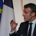 Macron: Rosyjskie ataki na infrastrukturę cywilną w Ukrainie to zbrodnie wojenne