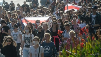 Macron: To jasne, że Łukaszenka musi odejść