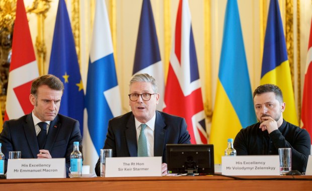 Macron ujawnił francusko-brytyjski plan na zakończenie wojny w Ukrainie 