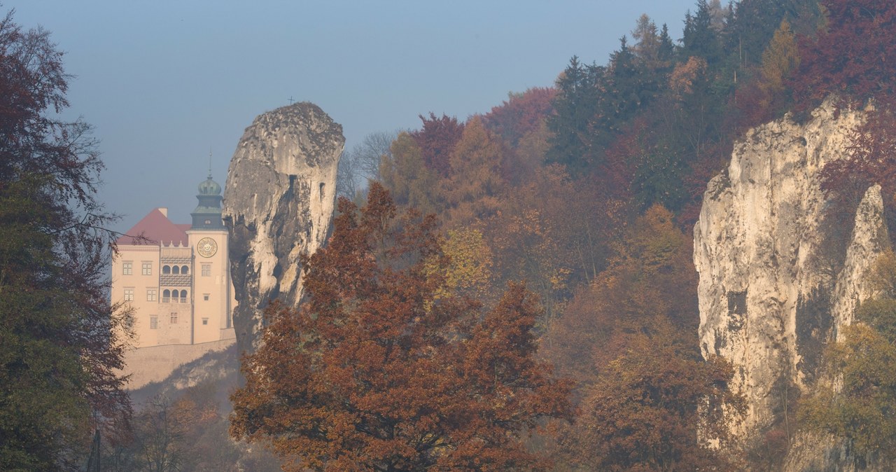 Maczuga Herkulesa i Zamek Pieskowa Skała to jedne z największych atrakcji Ojcowskiego Parku Narodowego. /East News