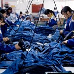 Made in China: Ile naprawdę kosztują niebieskie jeansy? 