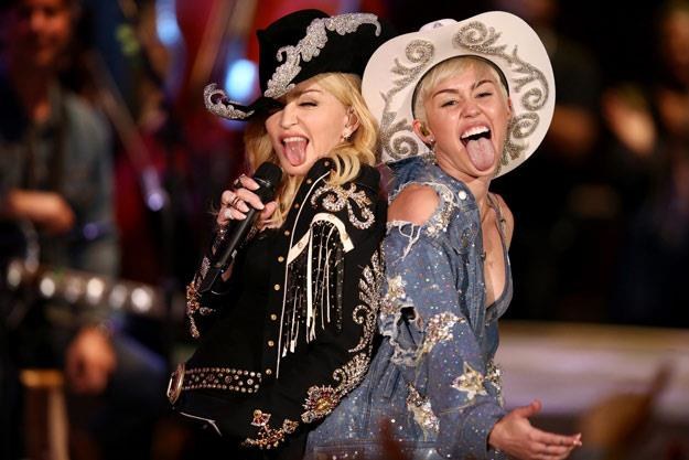 Madonna i Miley Cyrus znalazły wspólny język (fot. Christopher Polk) /Getty Images/Flash Press Media