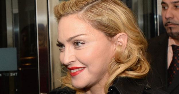 Madonna pracuje nawet podczas seansów filmowych fot. Dimitrios Kambouris /Getty Images/Flash Press Media