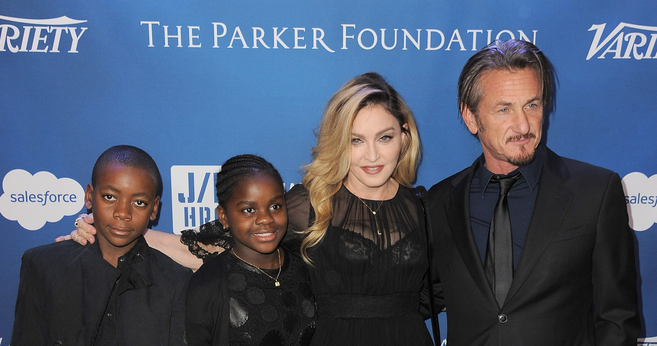 Madonna, Sean Penn /Angela Weiss /Getty Images