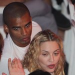Madonna z partnerem i... grillem na zębach