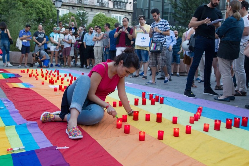 randki gejów w Madrycie Randki w wieku 16 i 22 lat