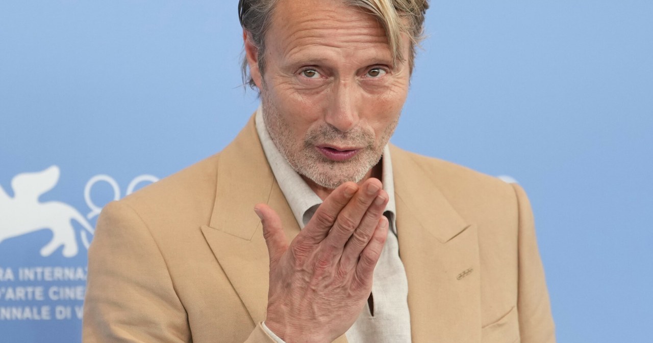 Mads Mikkelsen na festiwalu w Wenecji (2025) /Gian Mattia D'Alberto/LaPresse/Shutterstock /East News