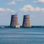MAEA alarmuje: Rośnie liczba eksplozji w rejonie elektrowni jądrowej