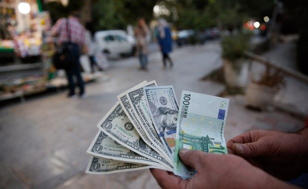 Mafie VAT-owskie mają się znakomicie. Często organizują je terroryści