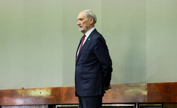 Mafijne powiązania i nazwiska polityków. Co ujawni aneks do raportu WSI?