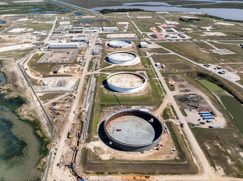 Magazyn rezerw strategicznych ropy naftowej Bryan Mound w Teksasie /Brandon Bell /AFP