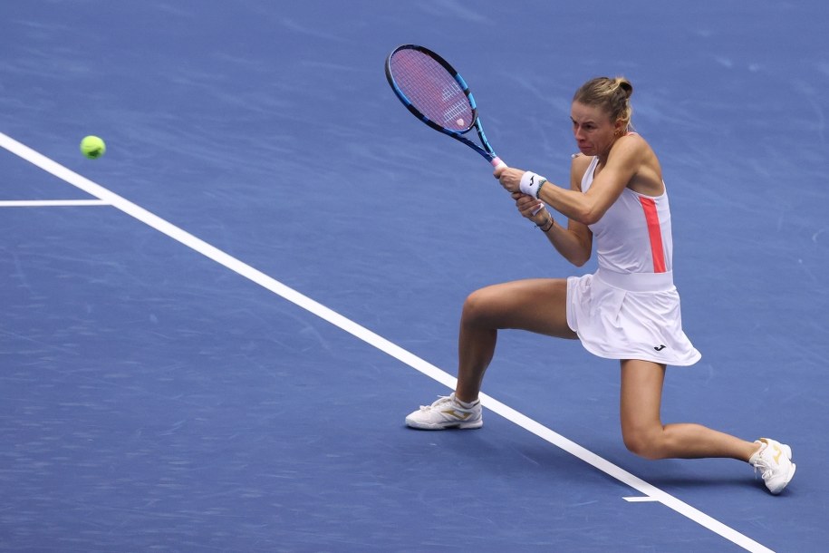 Magda Linette awansowała do drugiej rundy turnieju /	Lebeda Pavel /PAP/EPA