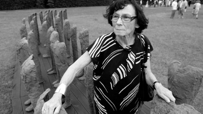 Magdalena Abakanowicz nie żyje. To ona zrewolucjonizowała rzeźbę i tkaninę artystyczną