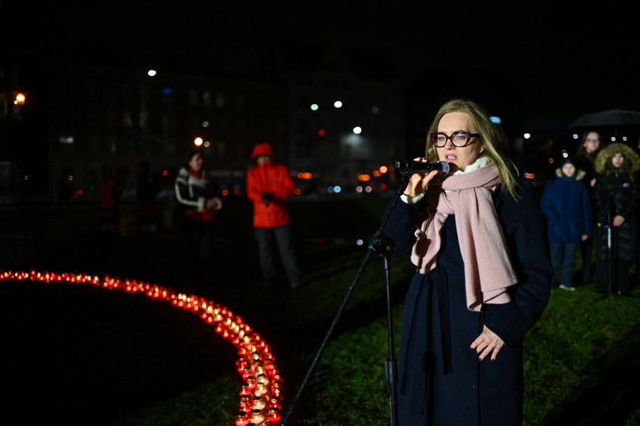 Magdalena Adamowicz podczas akcji "Stop hejt" na Placu Solidarności w Gdańsku /Marcin Gadomski