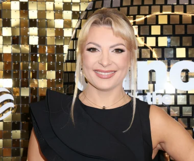 Magdalena Narożna na wycieczce tuż przed Sylwestrową Mocą Przebojów. Do sieci trafiło jej zdjęcie z 15-letnią córką!