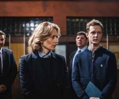 Magdalena Popławska i Filip Pławiak na planie drugiego sezonu "Paktu".