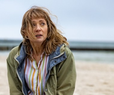 Magdalena Popławska w roli głównej nowego serialowego hitu. Kim jest jej postać?